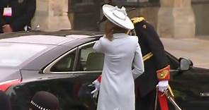Carole Middleton arrives at William and Kate's wedding in 2011
