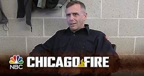 Chicago Fire - David Eigenberg's Life Behind the Scenes (Digital Exclusive)
