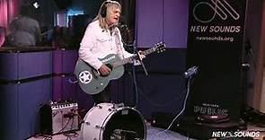 Mike Peters of The Alarm: "The Stand"