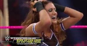 Eve wins the WWE Divas Title