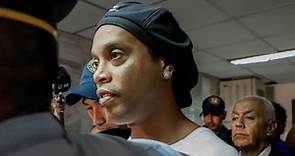 Los motivos por los que Ronaldinho está en prisión