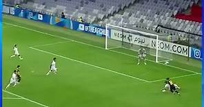 🇺🇿 Hojimat Erkinov against 2... - AFC Champions League