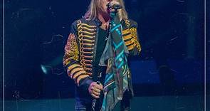 The Def Leppard song Joe Elliott says "fell together quickly"