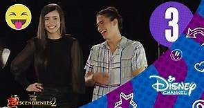 Los Descendientes 2: ¿Quién lo dijo? con Sofia Carson y Booboo Stewart | Disney Channel Oficial