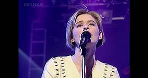 Julia Fordham - Love Moves In Mysterious Ways - TOTP - 1992