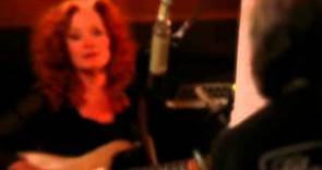 Bonnie Raitt & David Lindley: Behind the Scenes recording "Everywhere I Go"