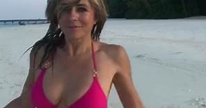 Elizabeth Hurley, 52, breaks the internet with bikini dance
