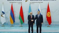 Prime Minister Pashinyan arrives in Kazakhstan for EEU meeting