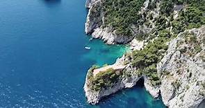 Drone Flight Capri - Villa Malaparte, Faraglioni, Monacone.