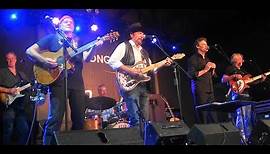 4 Highwaymen - The Road Goes On Forever