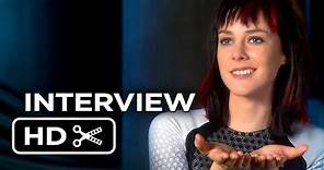 The Hunger Games: Catching Fire Jena Malone Interview (2013) HD