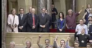 El Parlament de Cataluña proclama la independencia unilateral