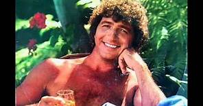 Mac Davis - It's Hard To Be Humble (1980)