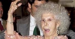 Duchess of Alba: Spain's richest aristocrat dies aged 88