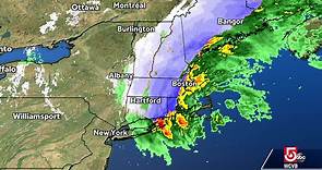 Here's a look at our LIVE weather radar, and that rain-snow line is moving closer and closer to the city of Boston. https://bit.ly/39HOrsQ