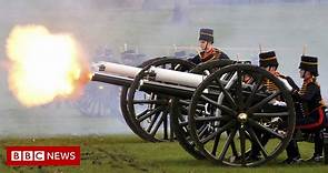 Queen's Sapphire Jubilee: Gun salutes mark 65 years on the throne
