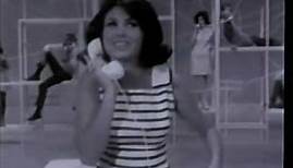 Donna Loren sings "Call Me" (1966)