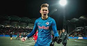 Stejskal se Salzburgem vybojoval finále juniorské Ligy mistrů. Jak mladý gólman angažmá v Rakousku hodnotí a co jej čeká?