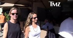 Jennifer Meyer -- All Smiles After Split From Tobey Maguire (VIDEO)