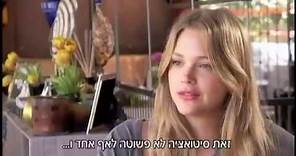 Esti Ginzburg cooking Shakshuka (Israeli models shaksuka 2014 interview)