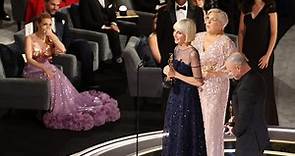 ‘The Eyes Of Tammy Faye’ Team Win At The Oscars For Makeup & Hairstyling
