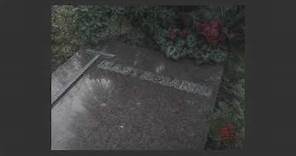 Tomba di Marcello Mastroianni, Ruggero Mastroianni e Flora Carabella - Cimitero del Verano