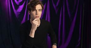 Victoria: Tom Hughes' Favorite Romantic Moments