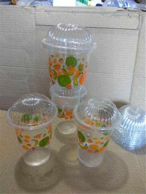 gelas plastik jus buah kecil