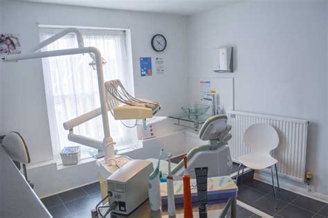 1st Class Dental Laboratory