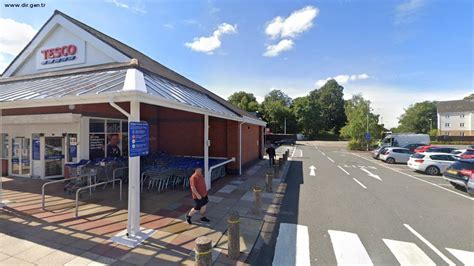 24/7 InPost Locker - TESCO Superstore Bracknell