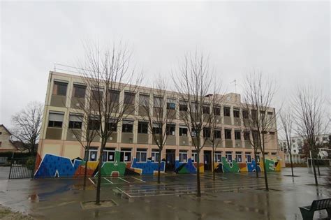 A. BICKART à Chelles