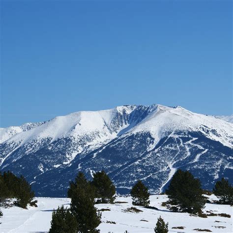 AB SKI à Font-Romeu-Odeillo-Via