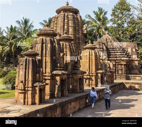 ANCIENT VISHNU TEMPLE { Kalinga Architecture}