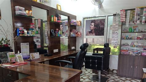 ANURADHA BEAUTY PARLOUR BAGALKOT( Only for ladies and children)