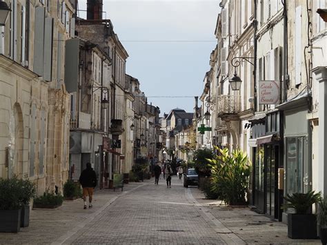 AS Merpins à Merpins