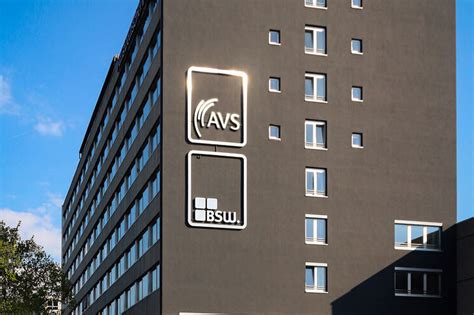 AVS HOLDING&INVEST OÜ Vihi küla, 71402 Viljandi maakond