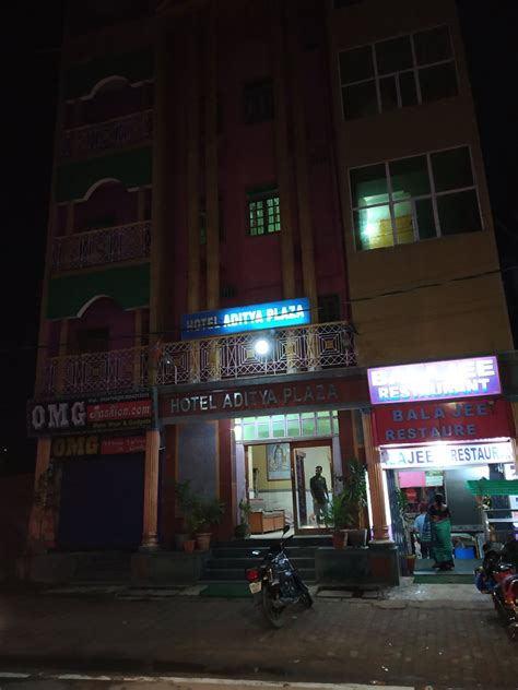 Aarti Hotel