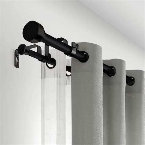 Adjustable-Curtain-Rod
