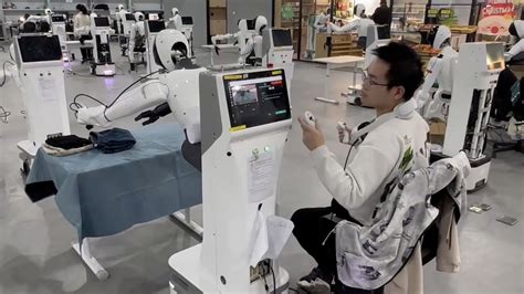 AgiBot robots can now learn skills on the factory floor