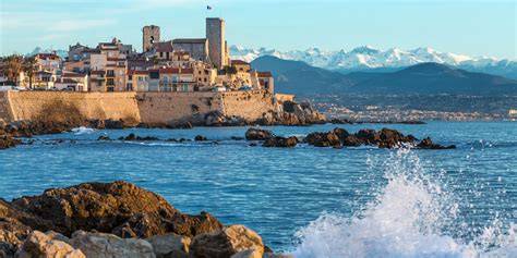 Ak Elek à Antibes