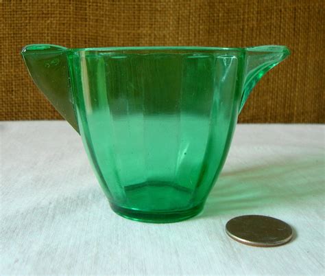 Akro Glass