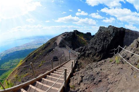 Al Vesuvio Naples
