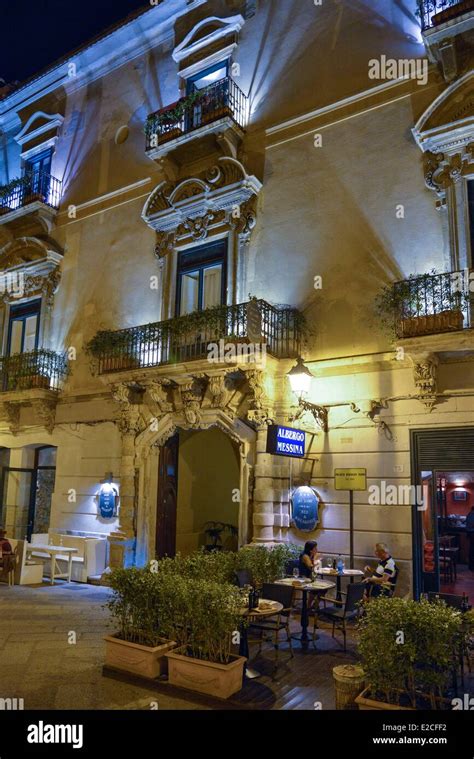 Albergo Messina Naples