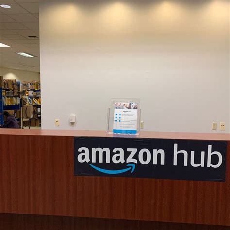 Amazon Hub Counter - Tuckers Stores