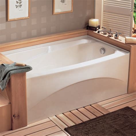 American-Standard-Bathtubs
