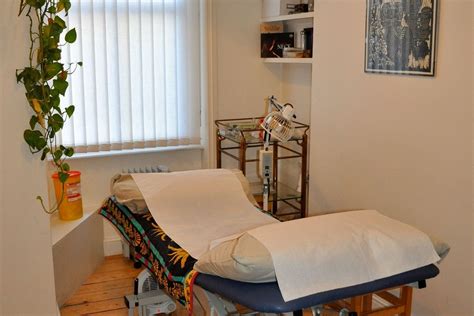 Apothecary Natural Health Centre Physiotherapy, Acupuncture, Tuina Massage