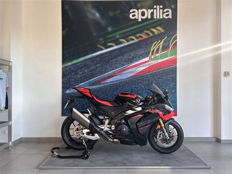 Aprilia à Mayenne