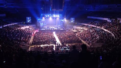 Coliseum Concert