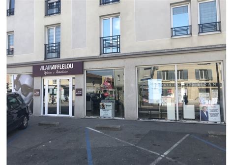 Audioprothésiste Meyzieu-Alain Afflelou Acousticien à Meyzieu