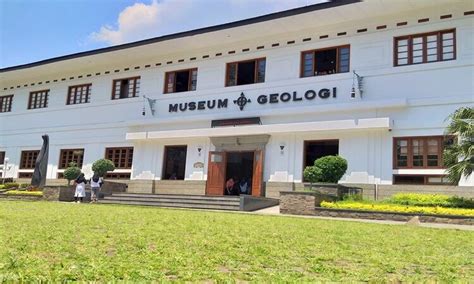 Auditorium Museum Geologi Bandung